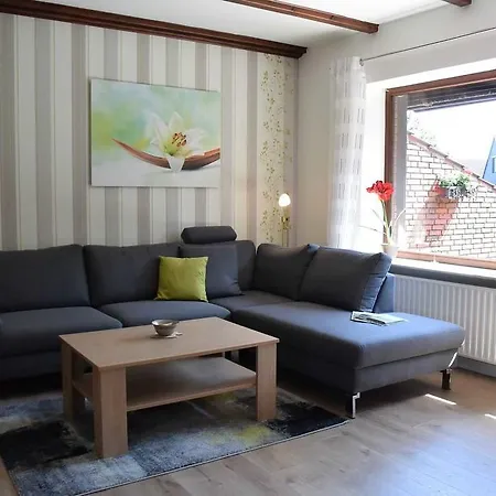 Holiday home Doppelhaushaelfte Thormaehlen_wulf Friedrichskoog-Spitz